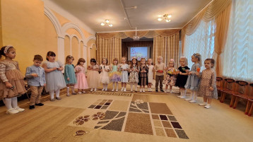 Утренник группа " Сверчок" Утренник группа " Сверчок".